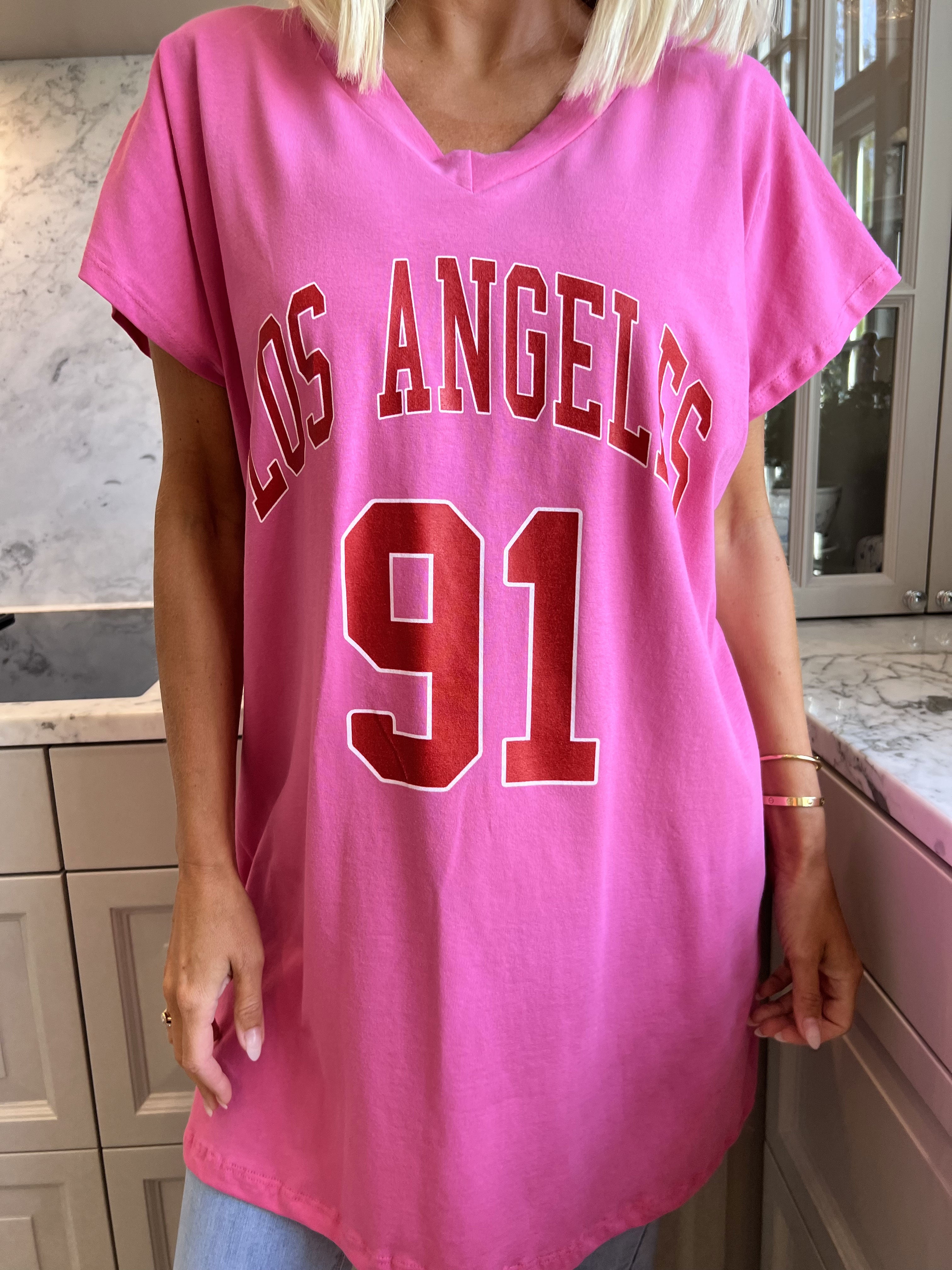 Julia - T-shirt kjole med tekst foran